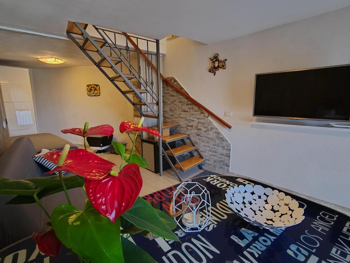 Casa Cesare - City Centre & Sea View Таормина Экстерьер фото