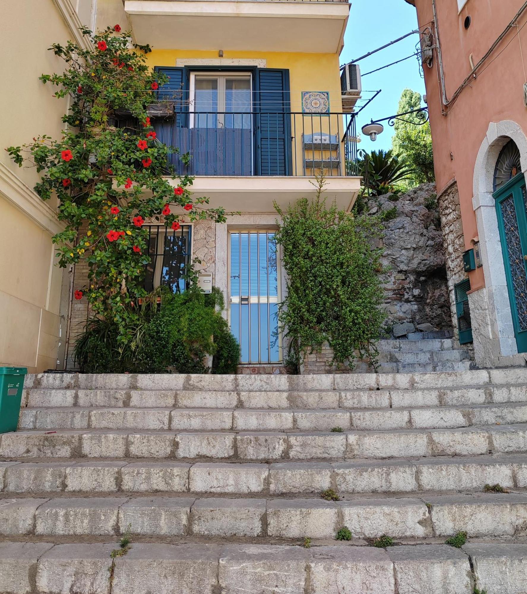Casa Cesare - City Centre & Sea View Таормина Экстерьер фото